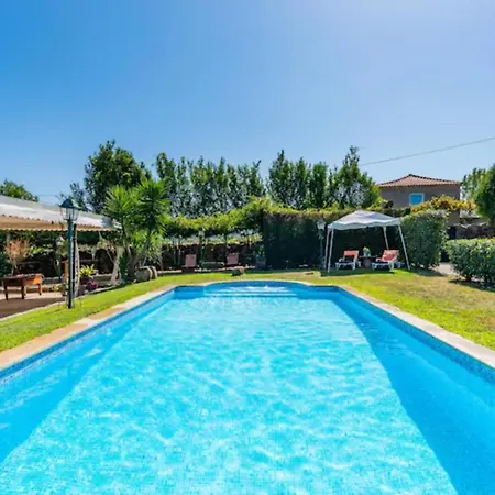 Spacious With Private Pool In Penafiel