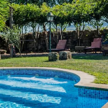 Spacious With Private Pool In