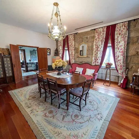Spacious With Private Pool In Penafiel