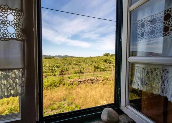 Spacious With Private Pool In