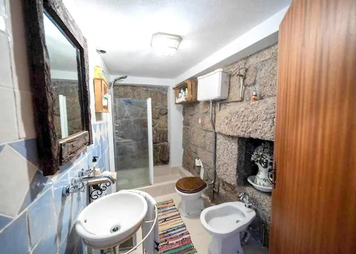 Spacious With Private Pool In וילה *