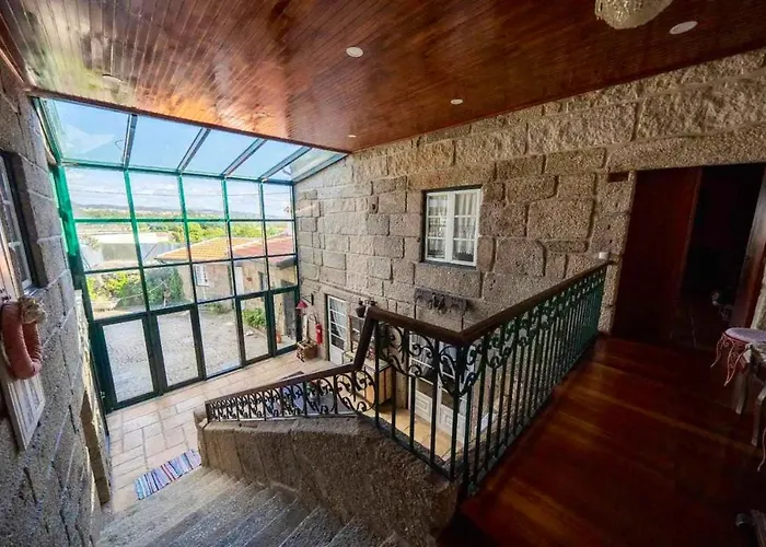 Spacious With Private Pool In Villa Penafiel